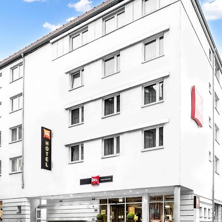 ibis Stuttgart Centrum Exterior foto